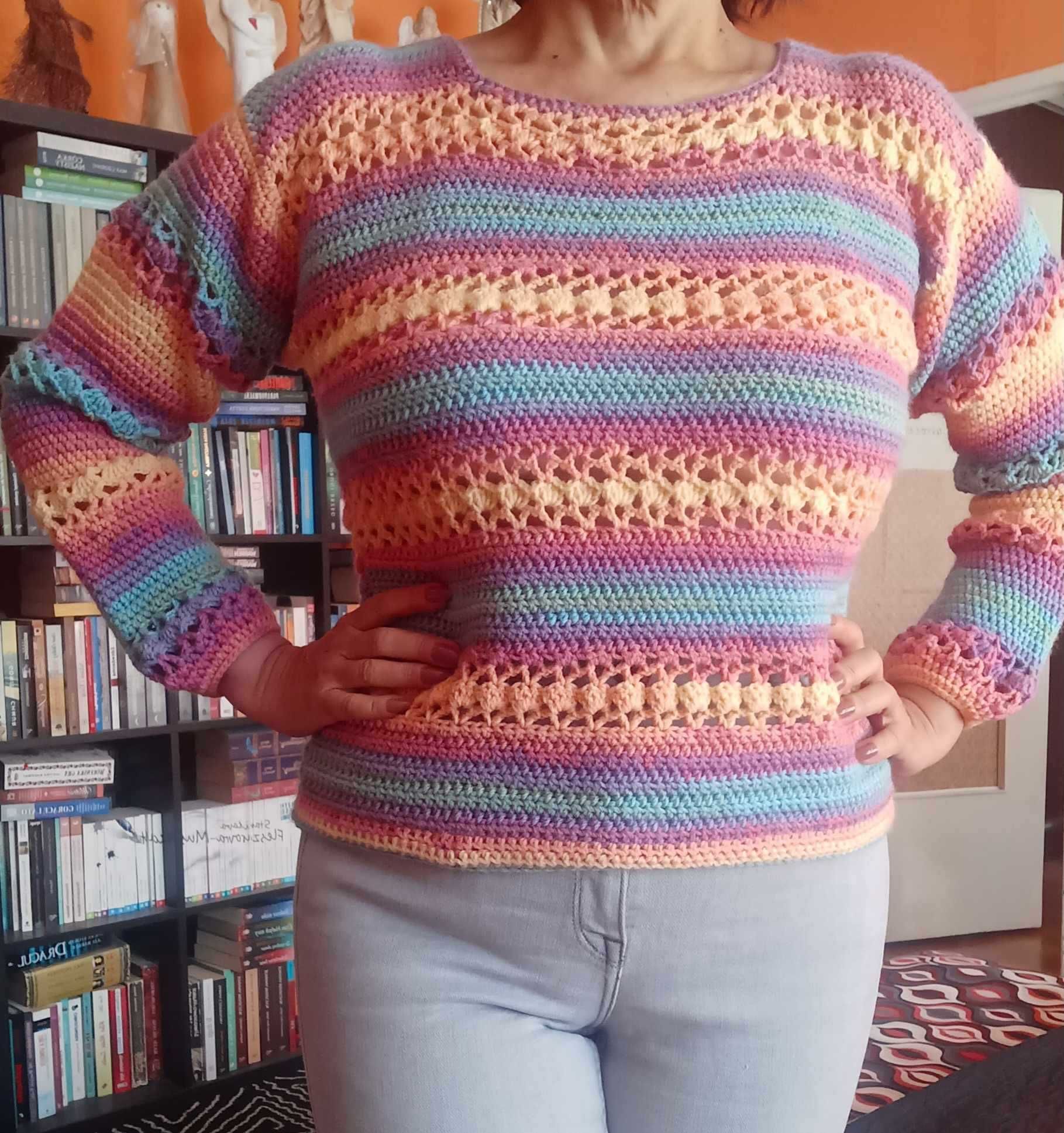 Sweter ręcznie robiony