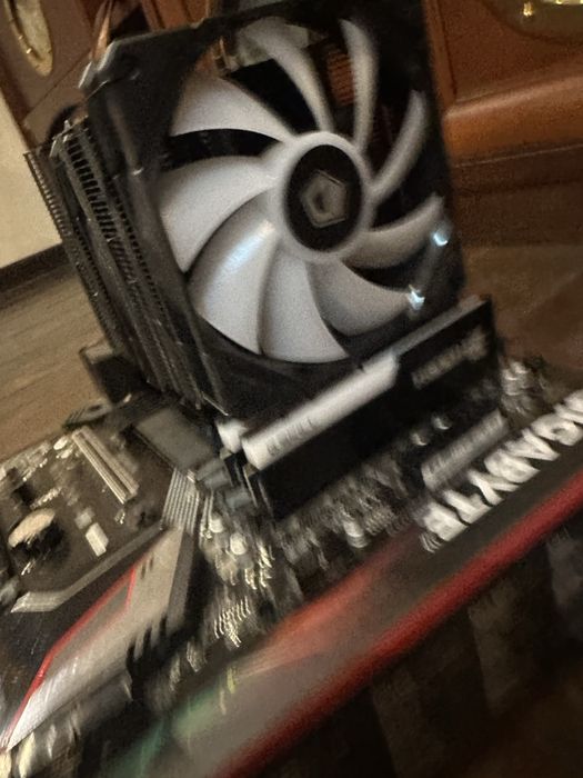 Комплект материнская плата z390+i5 9600k+16 gb ddr4 + m.2 nvme