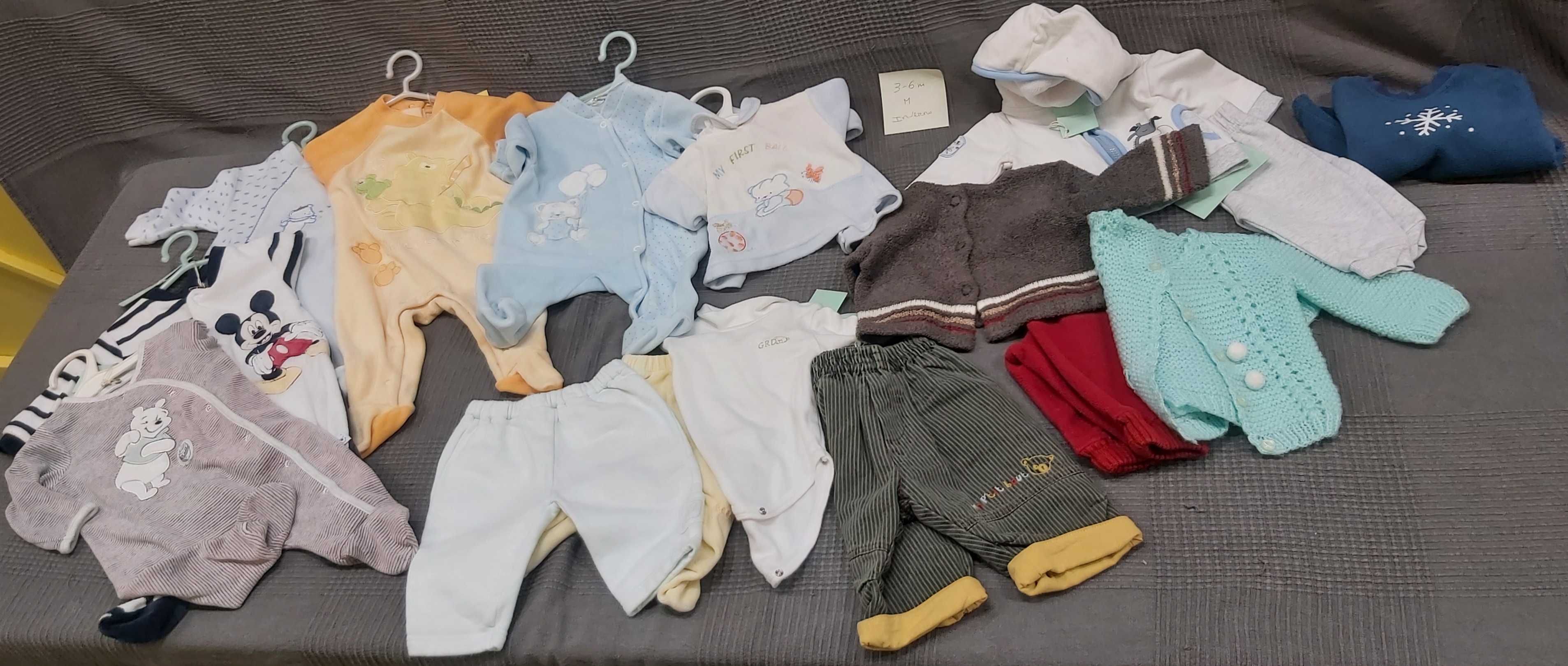 LOTES DE ROUPA 2a MÃO EM BOM ESTADO DE BÉBÉ