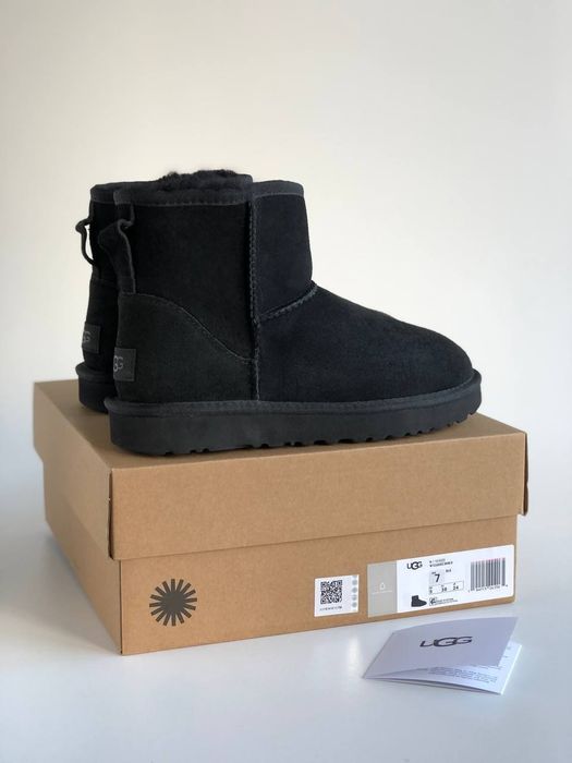 р36-40 Жіночі замшеві уггі UGG mini black suede