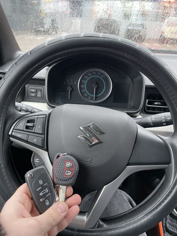 Изготовление и ремонт ключей, чипы для иммобилайзера, авто в Харькове