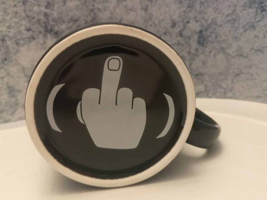 Śmieszny kubek do pracy