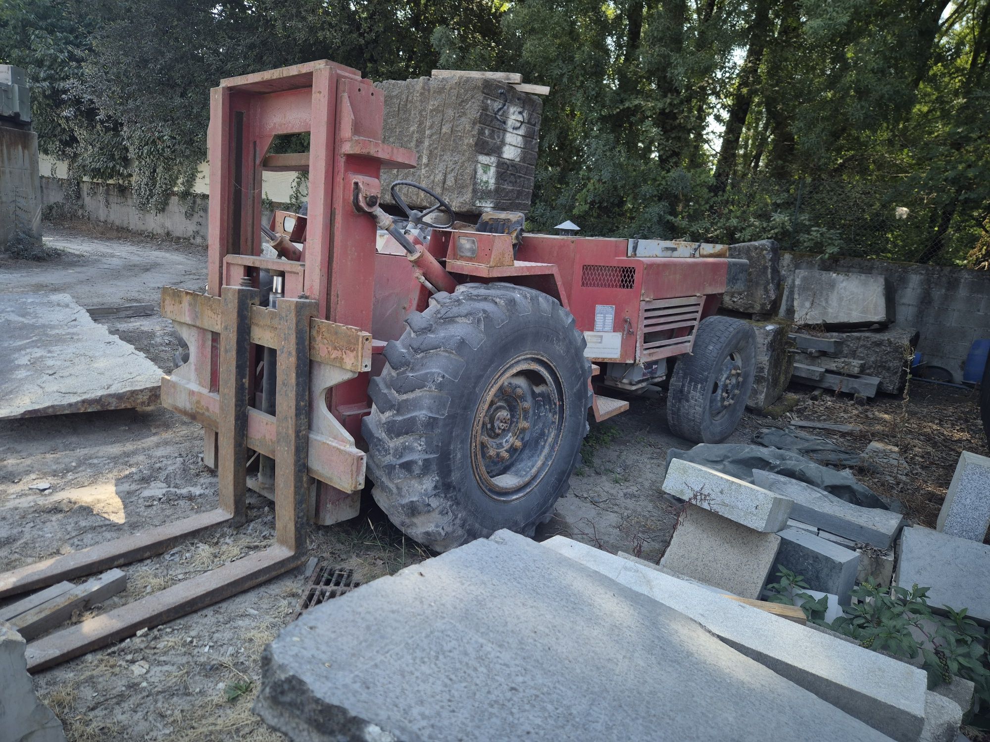 Empilhador Manitou 15000kg