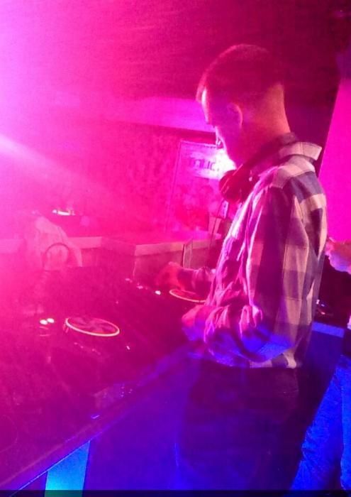 DJ Free (Paweł Onopa) - DJ na Twoją imprezę (wesele, 18-stkę, inne)
