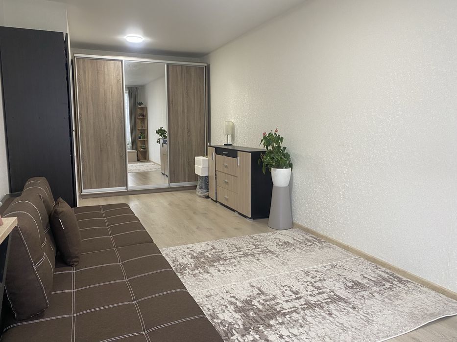 Однокімнатна квартира в Гостомелі з ремонтом біля озера!