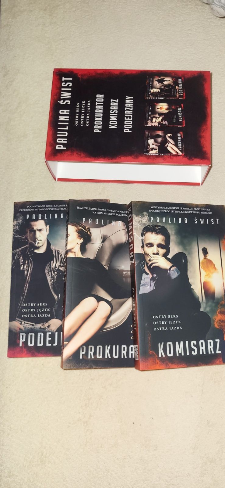 Zestaw książek Paulina Świst Prokurator Komisarz Podejrzany