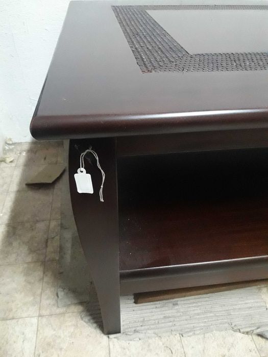 Mesa Frente Sofá Mogno com Rattan ( nova )
