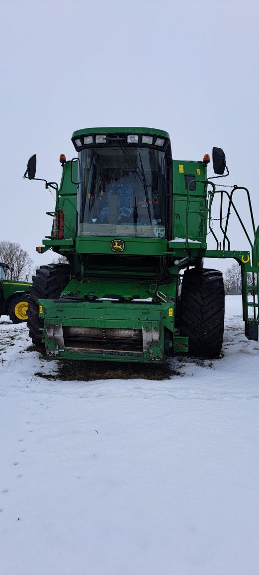 Комбайн John Deere 9880STS 3500/2200 напрацювання