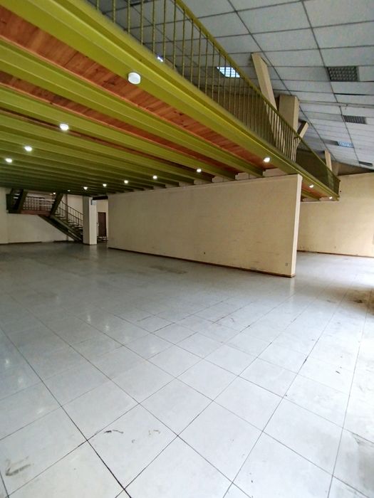 Arrenda-se Espaço Comercial com 1.000m² às Portas de Lisboa
