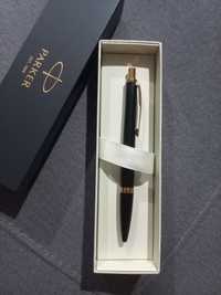 Elegancki długopis Parker