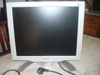 Vendo Monitores de Computador em perfeito estado.