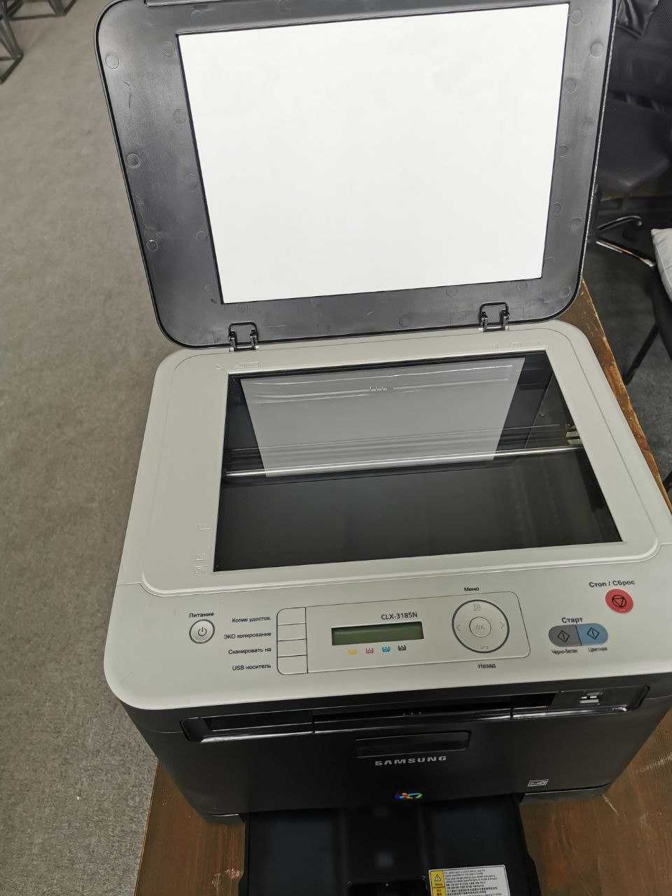 Цветной лазерный принтер Samsung CLX-3185N