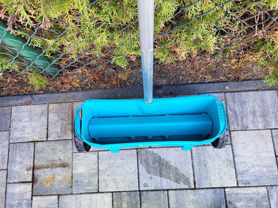 Gardena Classic siewnik uniwersalny 300