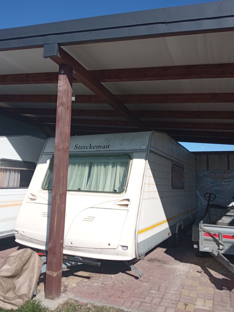 Przyczepa kempingowa Sterckeman Sunstar 490t, łóżka piętrowe, 1200dmc