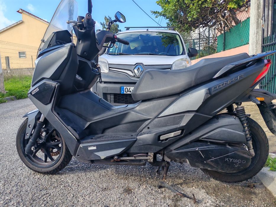 Scooter Dink R125