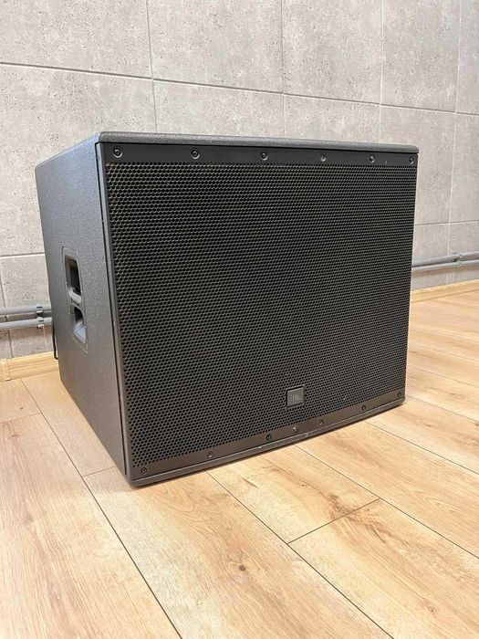 JBL EON 618S - bas subwoofer