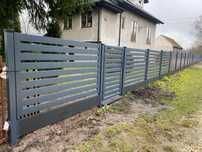 Brama nowoczesna dwuskrzydłowa , balustrady , przęsła