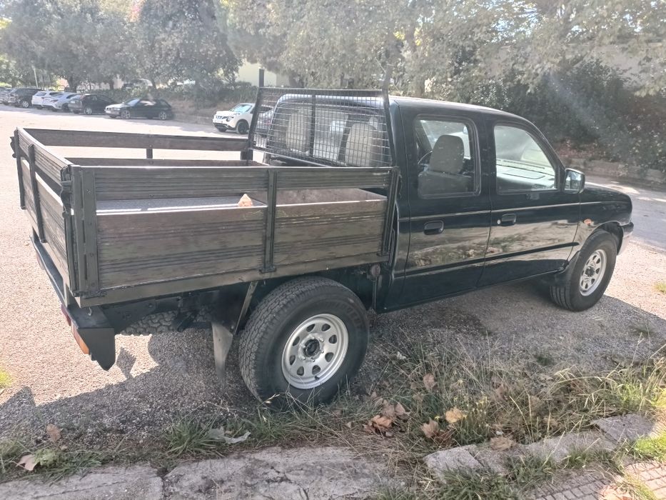 Vendo Mazda b 2500 4x4 cabine dupla como nova recebo retoma