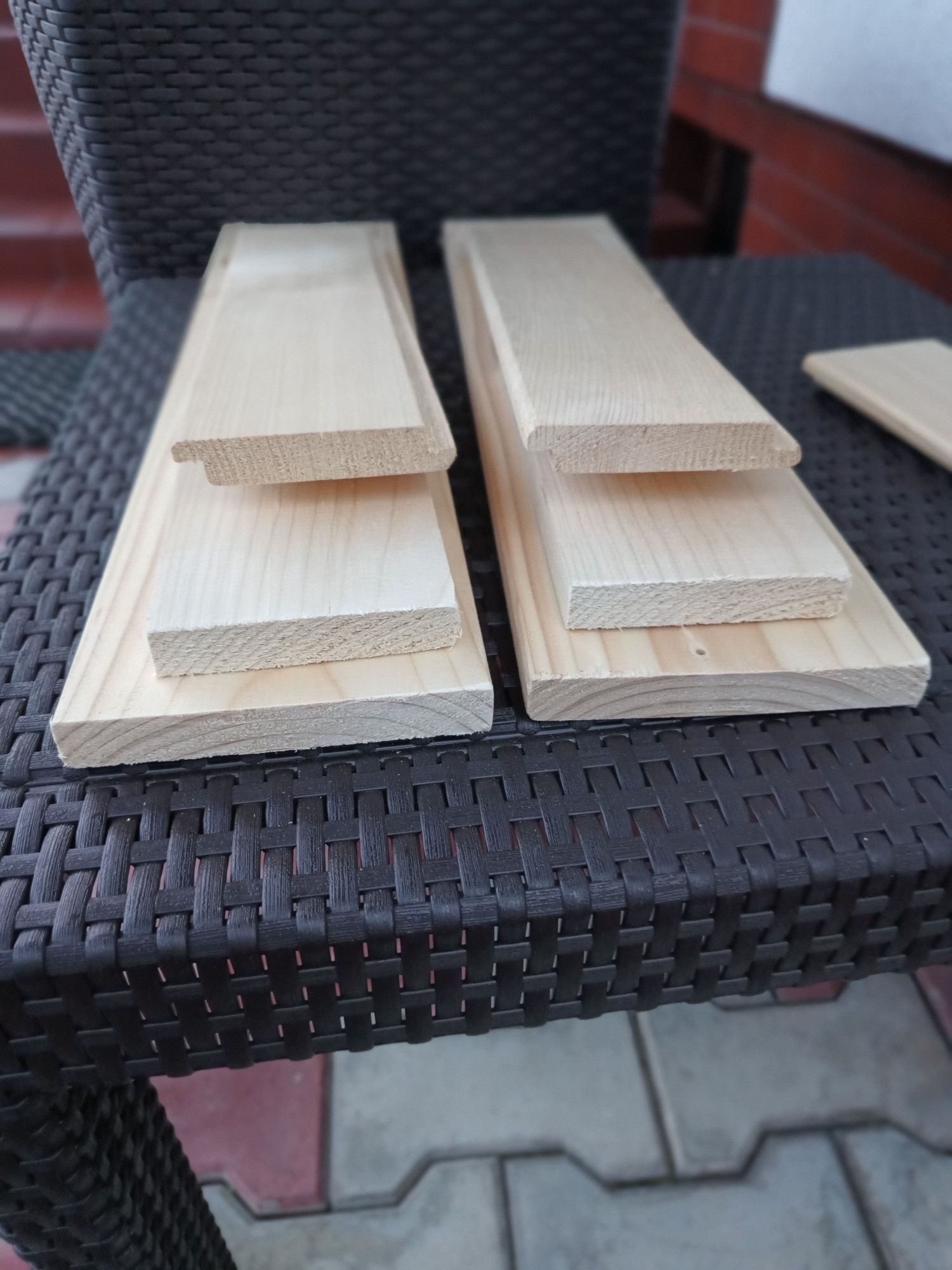 Deska elewacyjna 20mm  15 mm 16,mm  4 stronę strugane  20x 9. 20x13