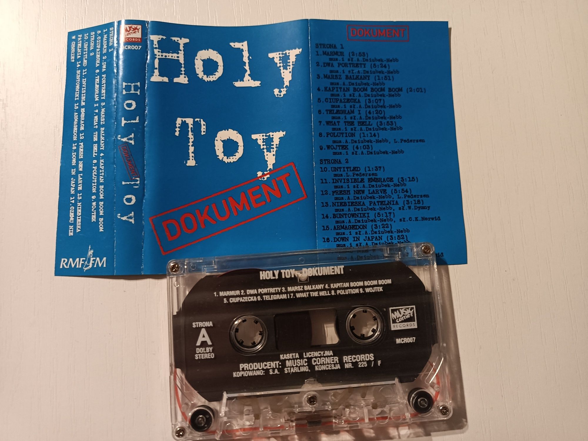 Holy Toy- Dokument kaseta