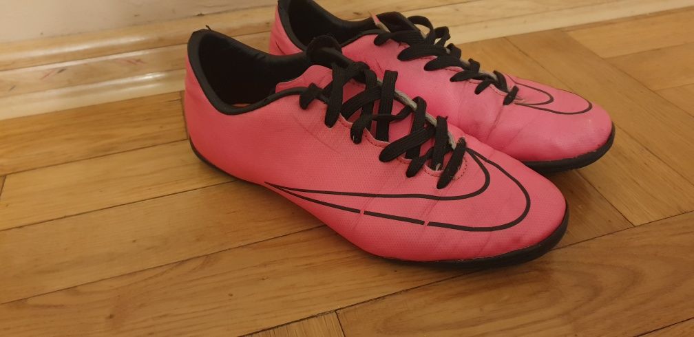 NIKE MERCURIAL VICTORY V IC JUNIOR , halówki groszki rozmiar 37,5