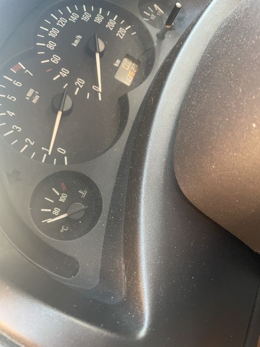Venda de carro semi novo