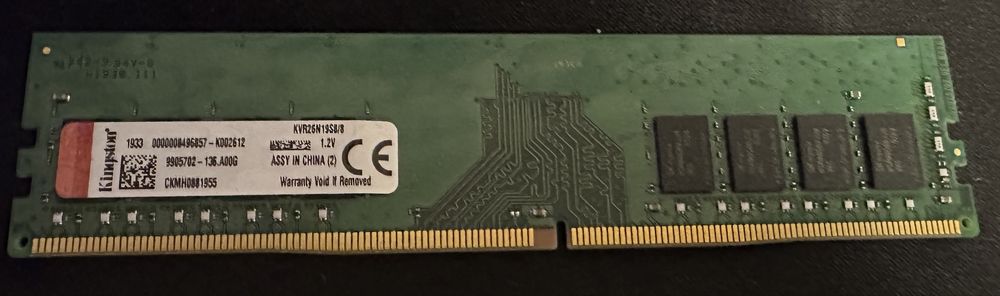Продам ОЗУ DDR 4 2x8 Gb