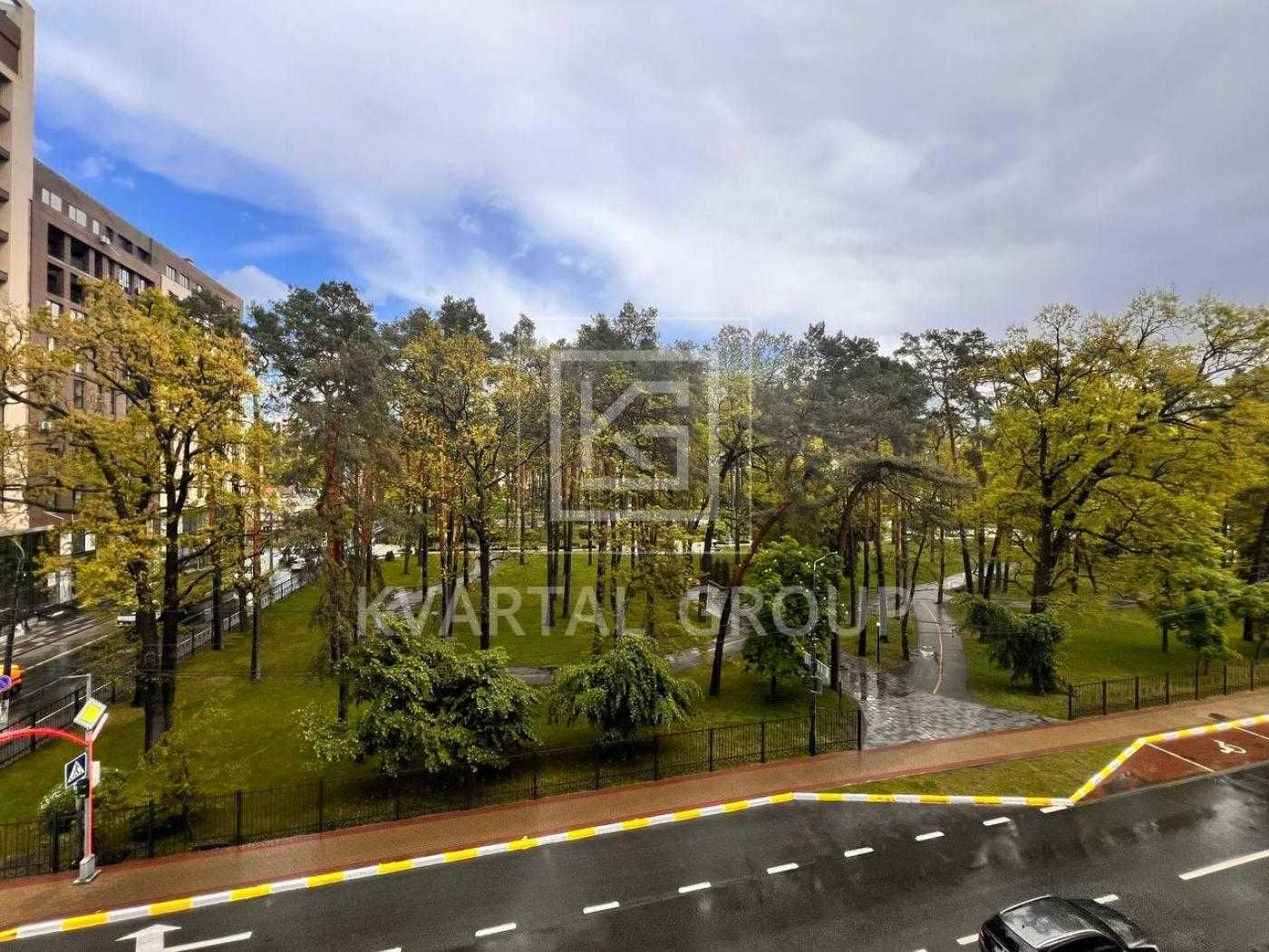 Продаж 1к квартири в ЖК Роял Парк з видом на парк!!!