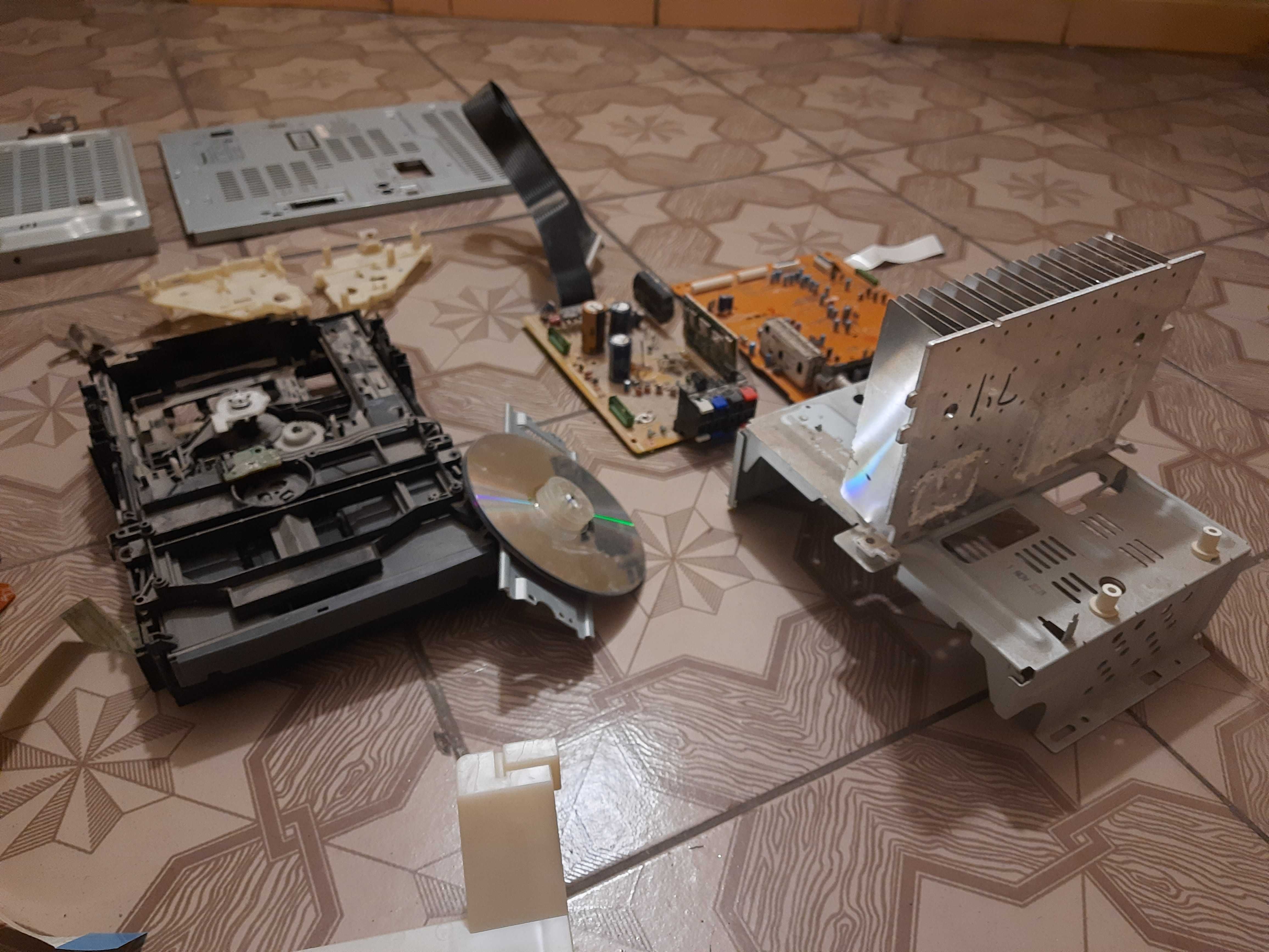 Запчасти от музыкального центра Panasonic SA-AK52 (донор)