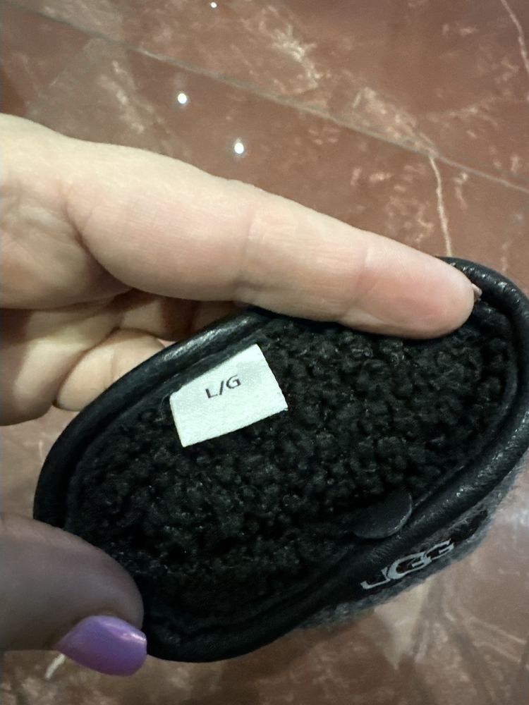 Перчатки Ugg