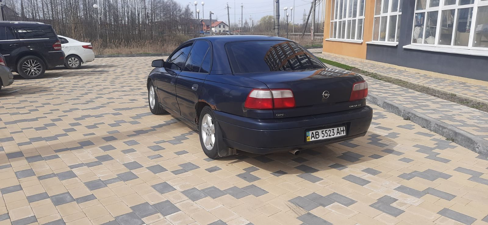 Opel Omega 2002р.
