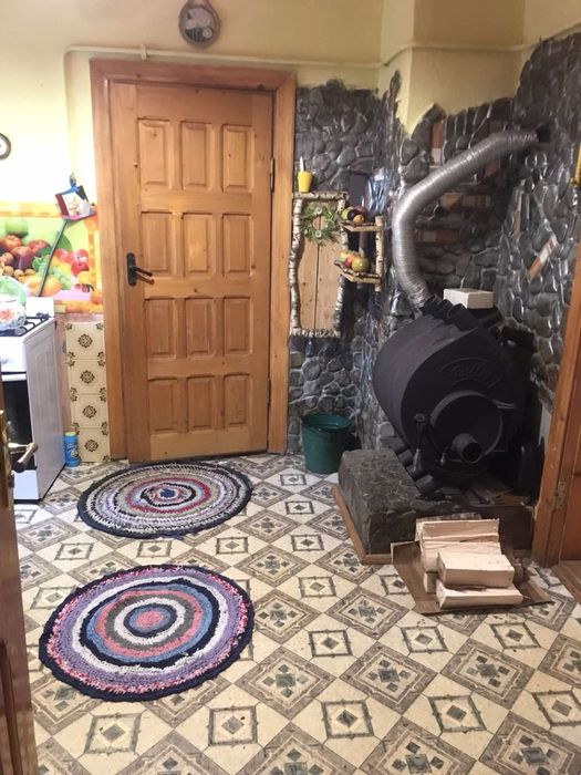 Здається затишний будиночок в Карпатах