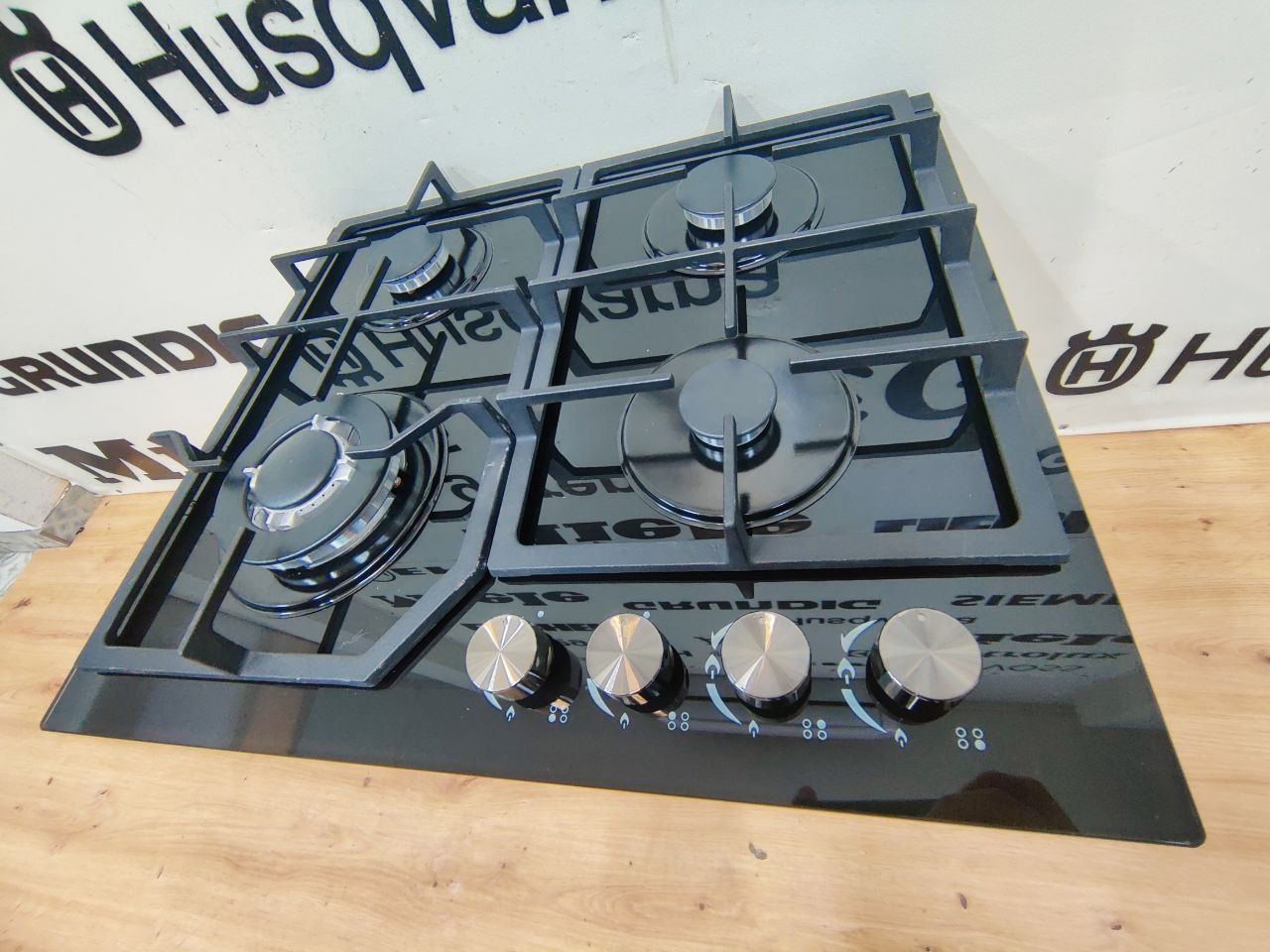 Газова варочна поверхня 60см Euromax E60-4021G.