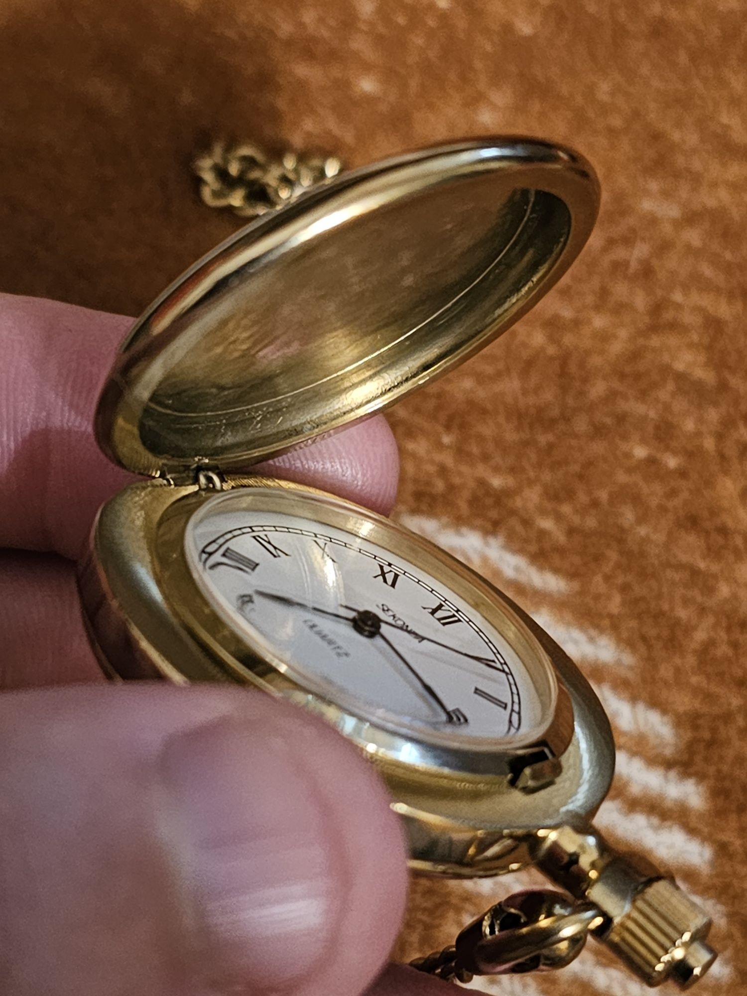 Продам часы sekonda