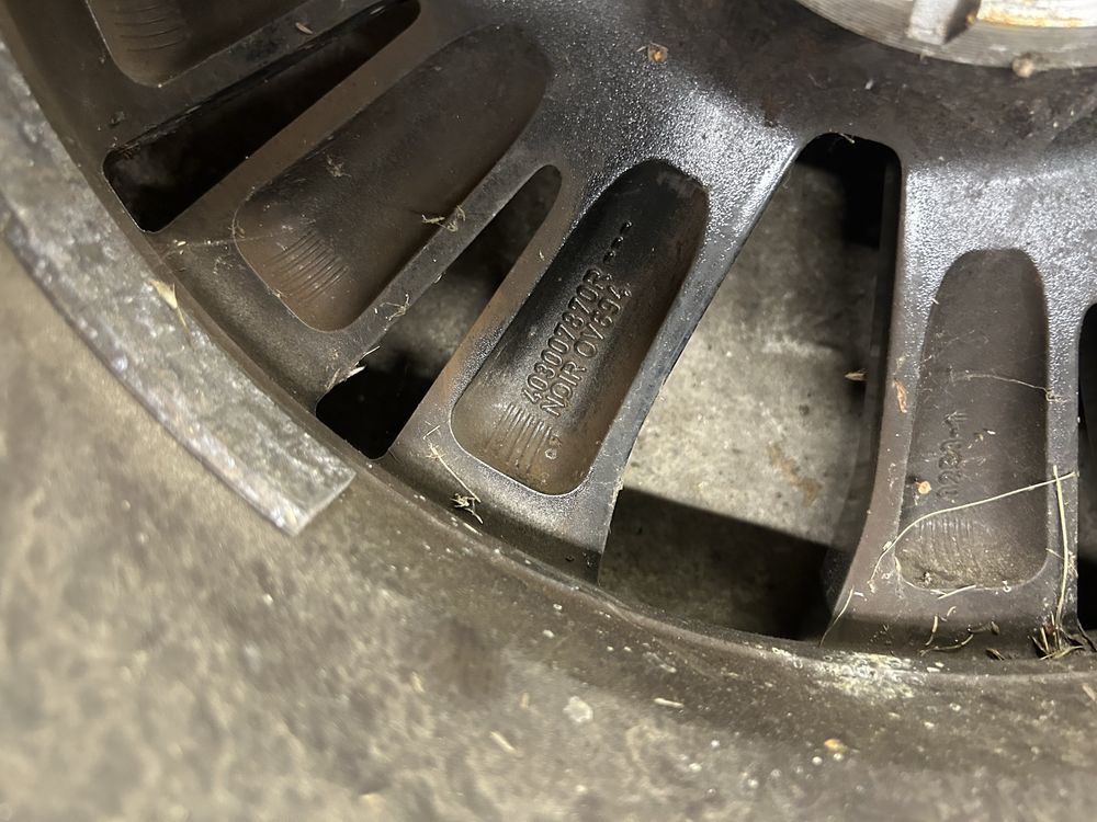 FELGA ALUMINIOWA 16 Renault Zoe II ET44 4x114,3