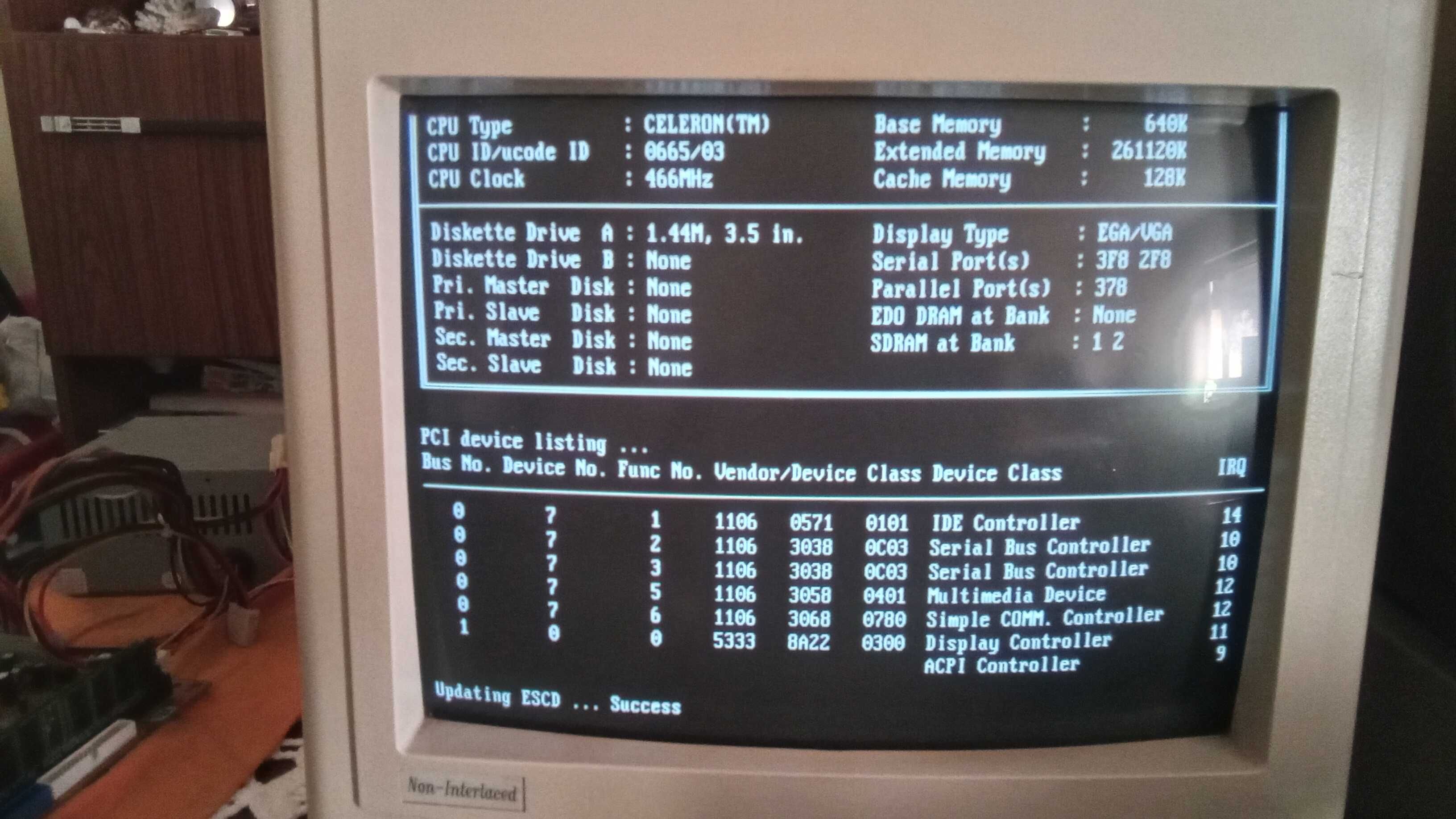 [PC Vintage] Motherboard socket 370 + CPU + RAM