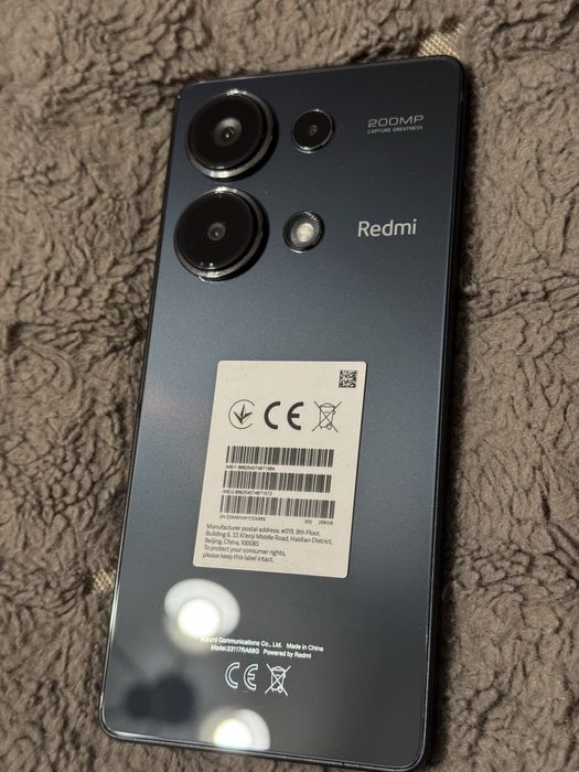 Телефон Xiaomi Redmi Note 13 Pro