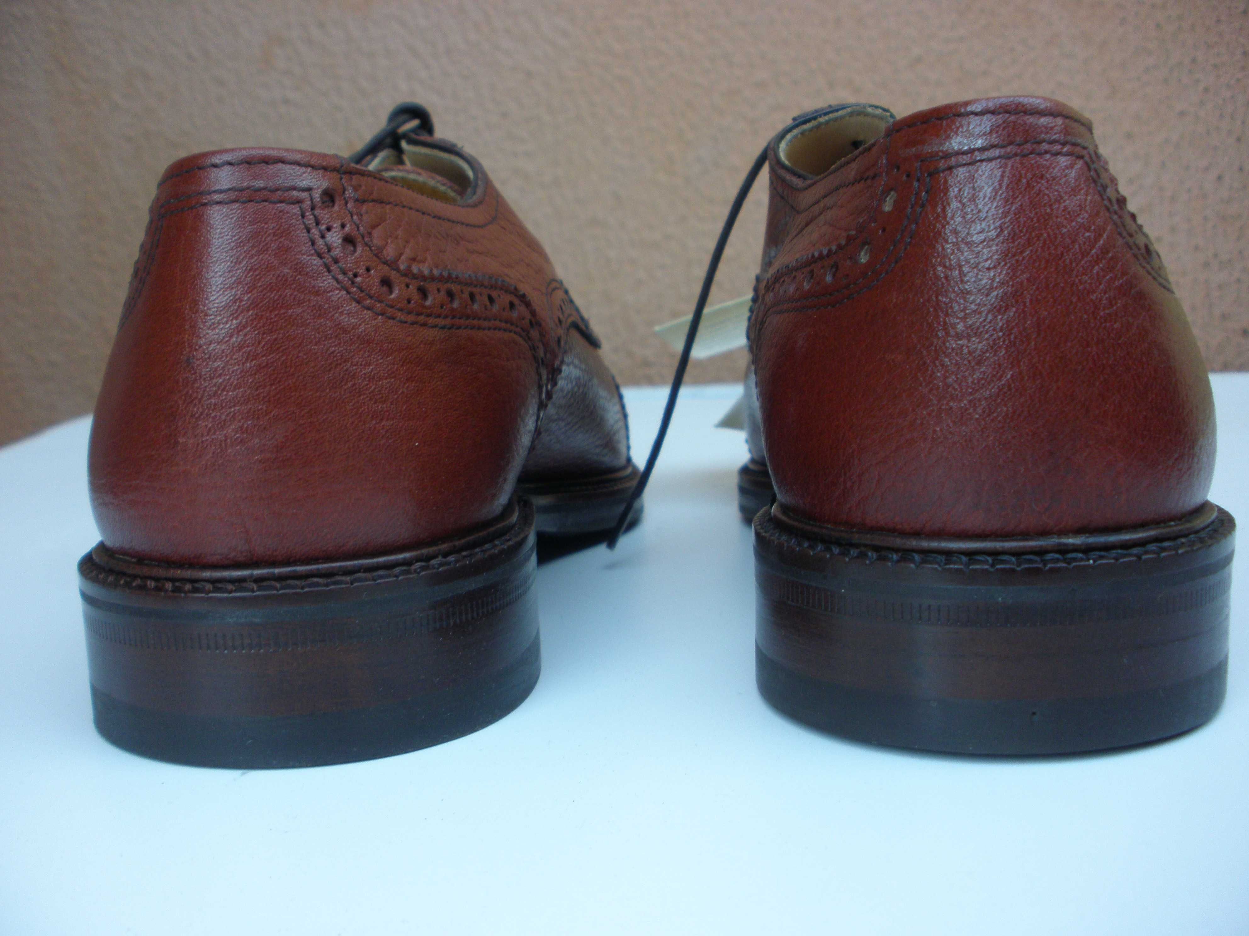 Sapatos de homem Armando Silva, novos