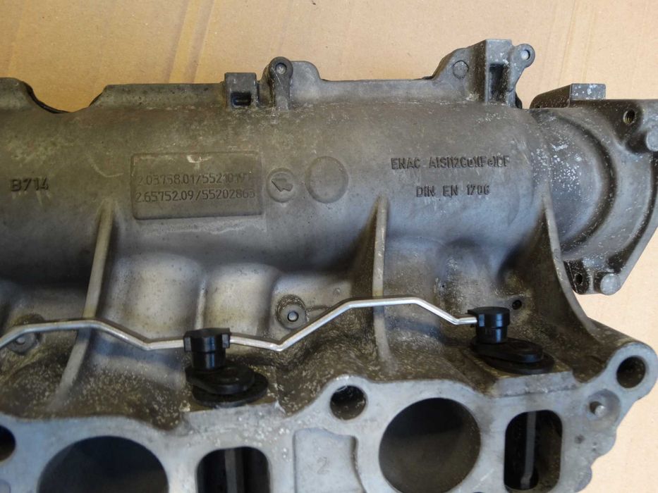 kolektor ssący nastawnik klap wirowe 2,4Jtdm Alfa Romeo 159 Fiat Croma