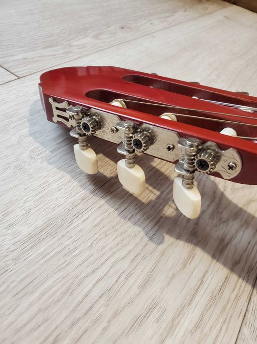 класична гітара нова 4/4 для навчання для починаючих