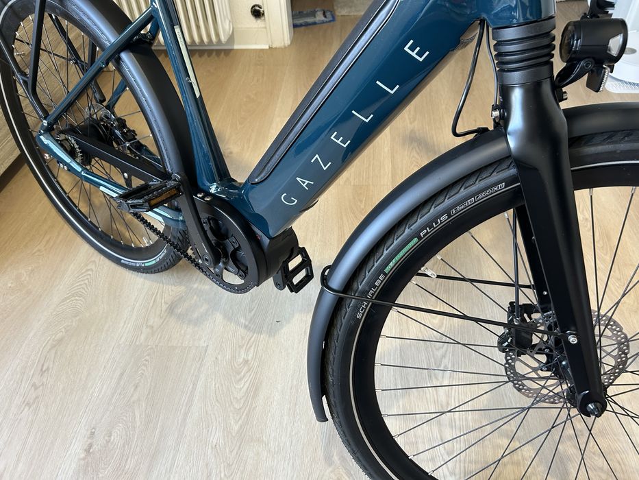 Gazelle Ultimate C8+ — jak nowy, przebieg tylko 100 km!