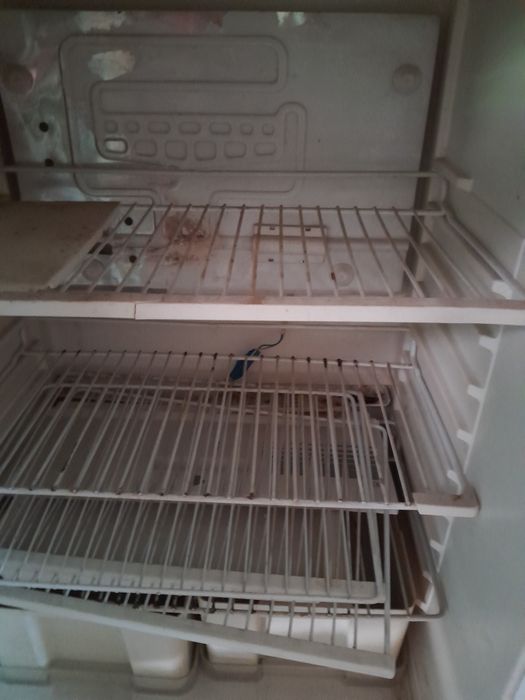 Холодильник Snaige