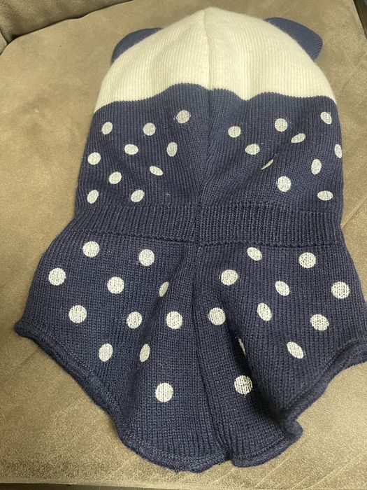 Продам нову шапку на дівчинку,46-48