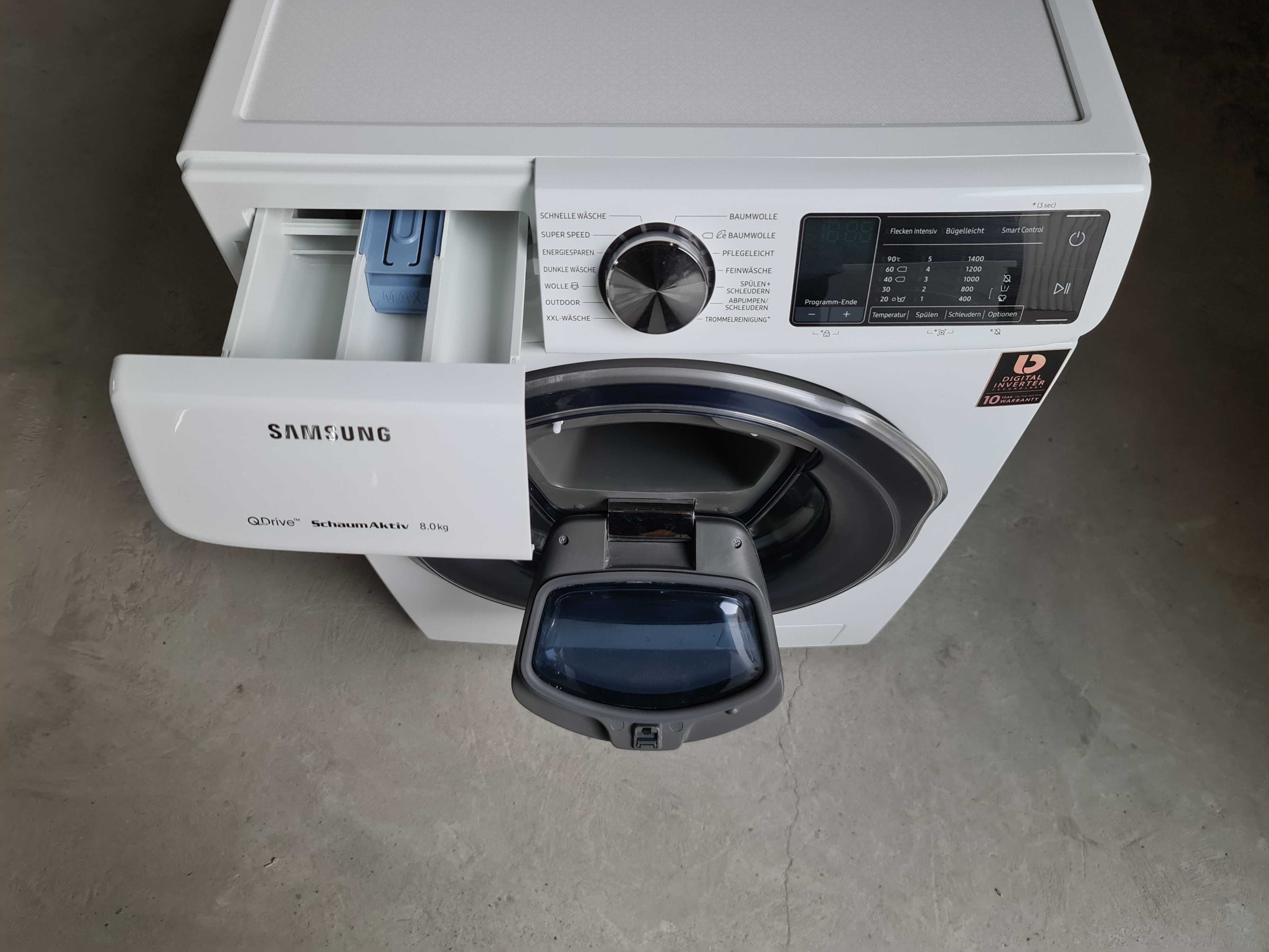 Пральна/стиральная/ машина SAMSUNG QuickDrive™ 8 KG / WW81M642OPW
