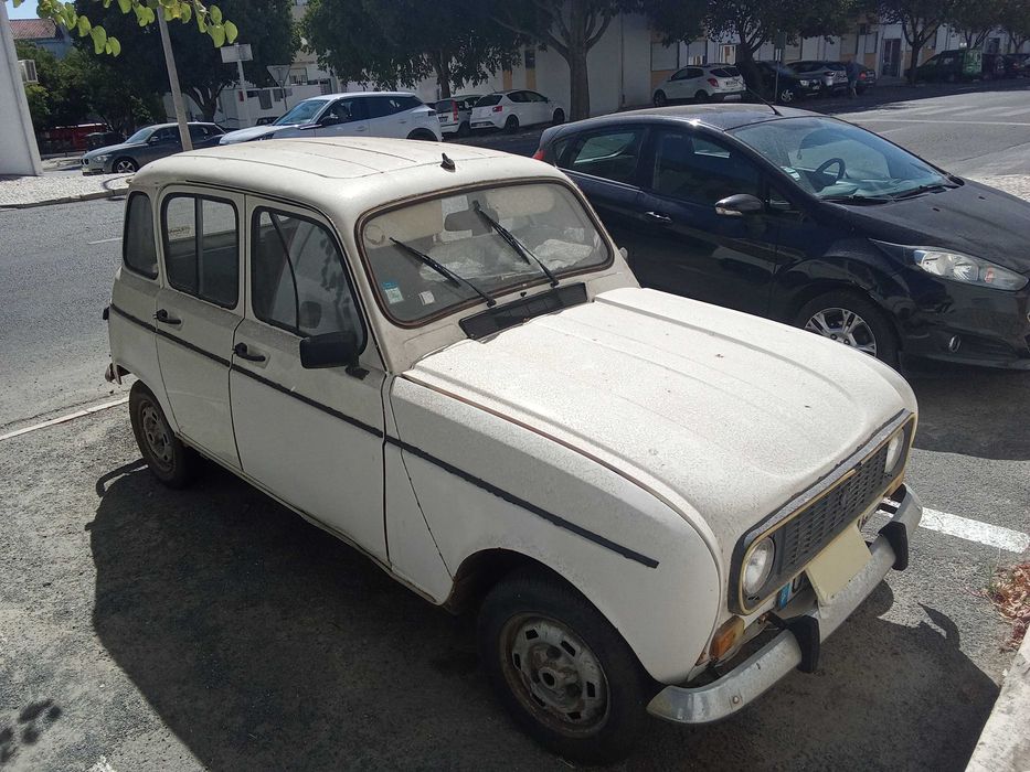 Renault 4l GTL , motor irrepreensível, ano 1988 com 120 000 Km