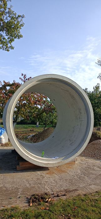 Rura żelbetowa, sauna betonowa, piwniczka, schron, średn. wew. 250 cm