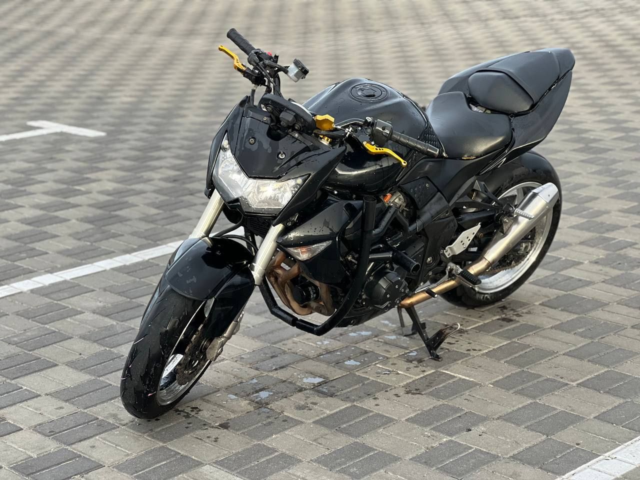 Kawasaki Z1000 Ракета