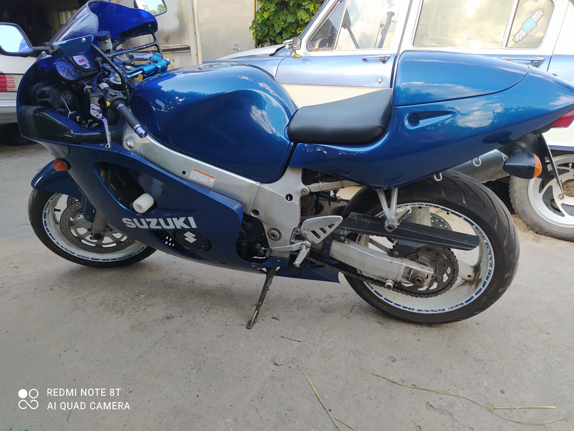 Продам SUZUKI GSX600