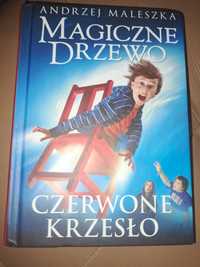 Magiczne Drzewo Czerwone Krzeslo