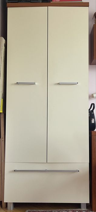 Меблі б/у польської фабрики Black Red White для підлітка/в дитячу